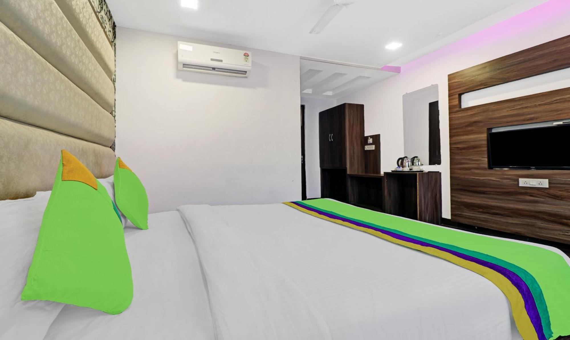 Itsy Hotels Unique - Near Railway Station Amritsar Exteriör bild