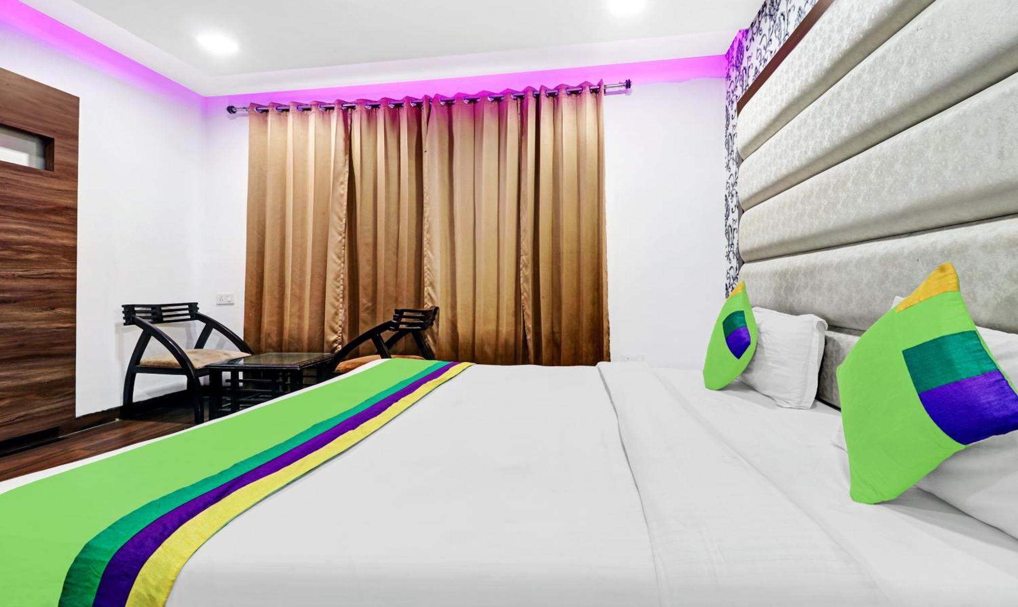 Itsy Hotels Unique - Near Railway Station Amritsar Exteriör bild