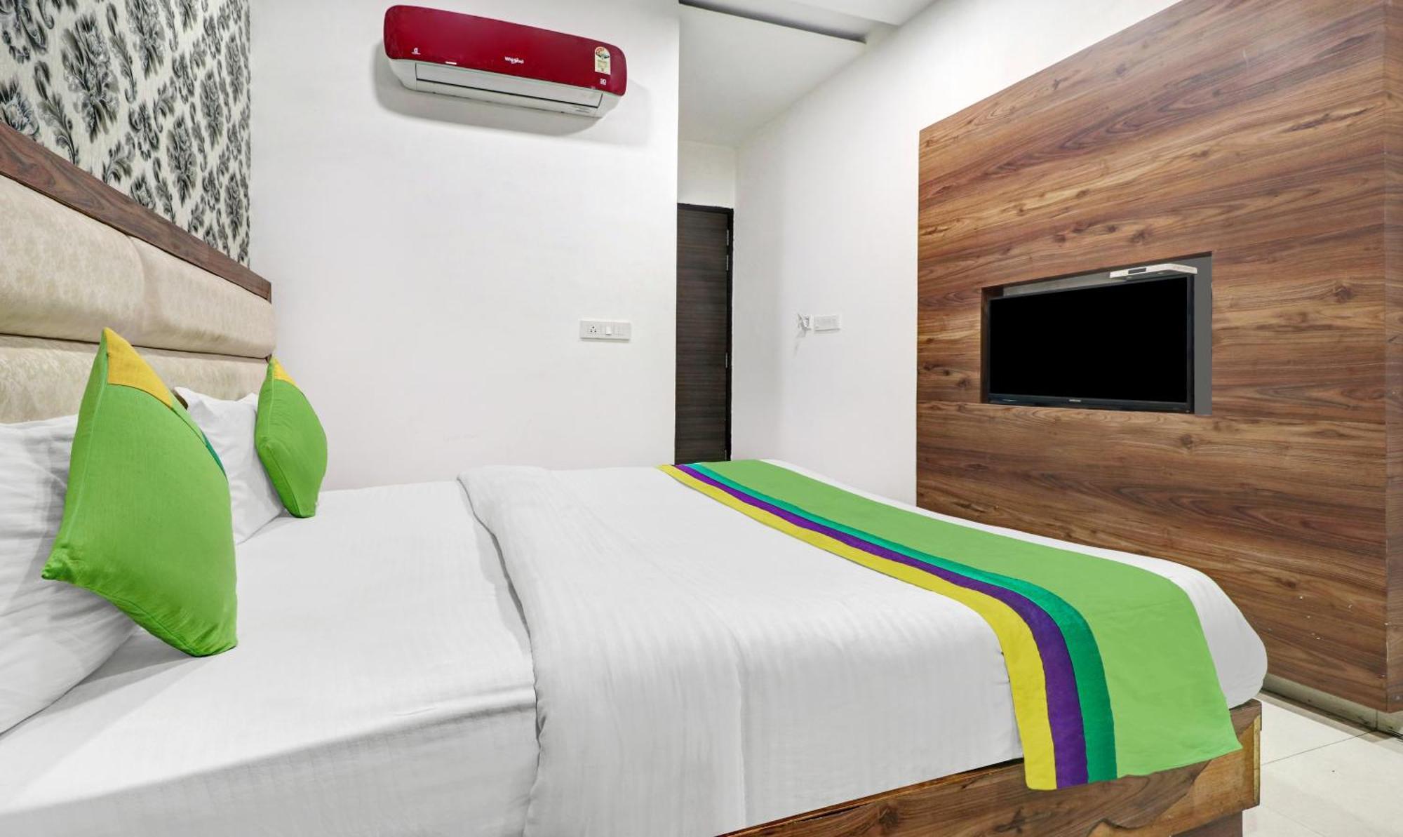 Itsy Hotels Unique - Near Railway Station Amritsar Exteriör bild