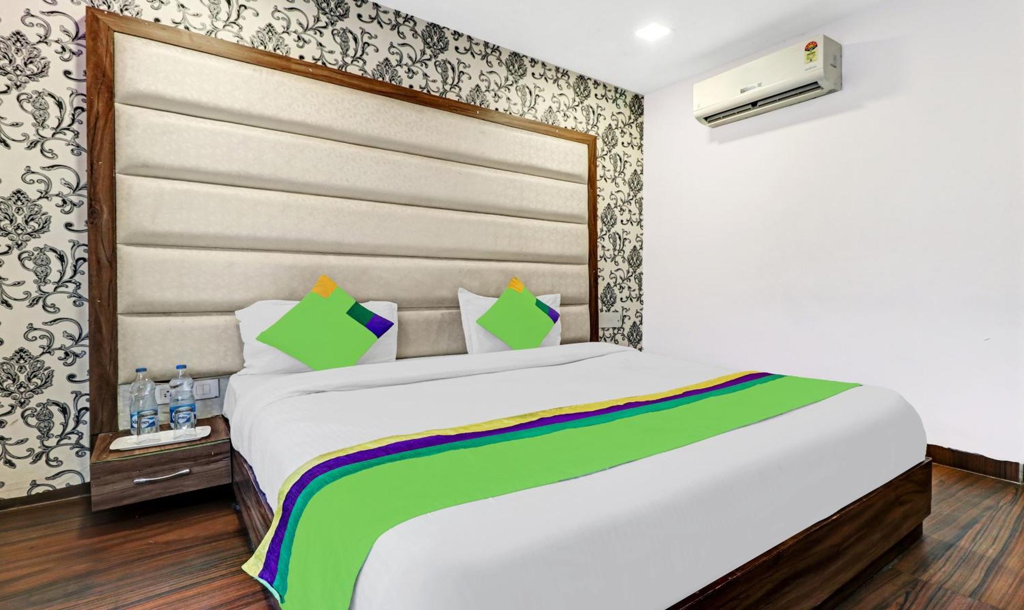 Itsy Hotels Unique - Near Railway Station Amritsar Exteriör bild